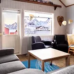 Buodden Rorbuer - Fisherman * Sørvågen