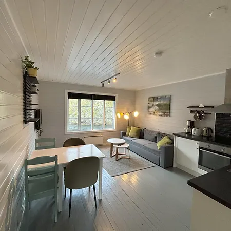 Buodden Rorbuer - Fisherman Cabins Sorvagen Holiday home *