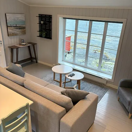Buodden Rorbuer - Fisherman Cabins Sorvagen Holiday home *