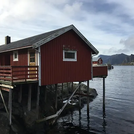 Buodden Rorbuer - Fisherman Ferienhaus *