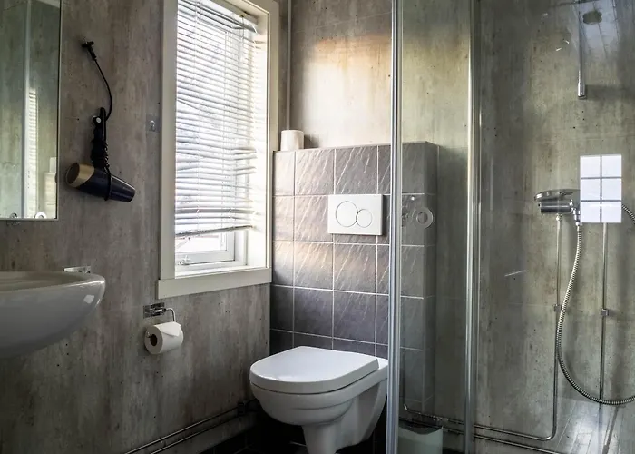 Buodden Rorbuer - Fisherman Ferienhaus *