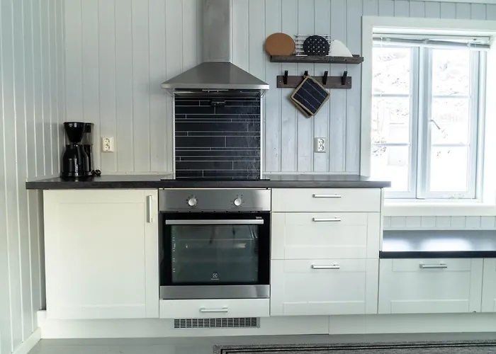 Ferienhaus Buodden Rorbuer - Fisherman *