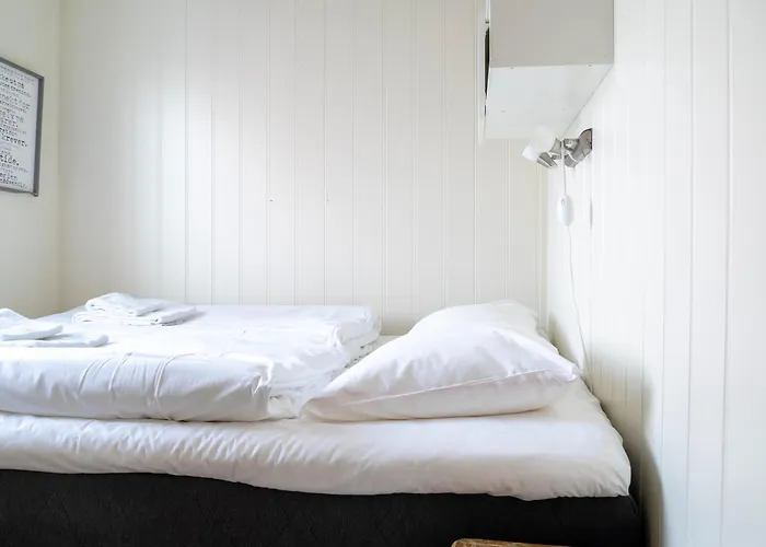 Buodden Rorbuer - Fisherman Sørvågen