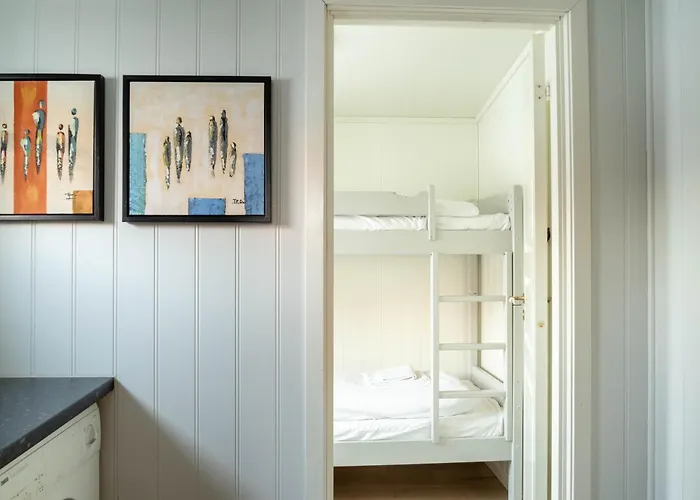 Ferienhaus Buodden Rorbuer - Fisherman *