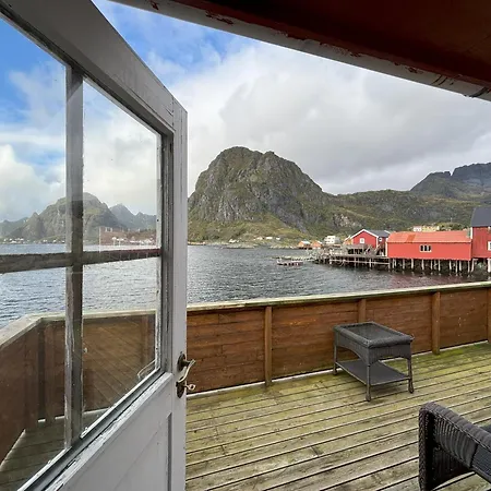 Buodden Rorbuer - Fisherman Cabins Sorvagen * Sorvagen