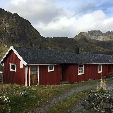 Buodden Rorbuer - Fisherman Cabins Sorvagen Holiday home